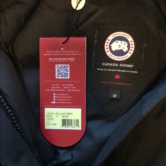 canada goose size small